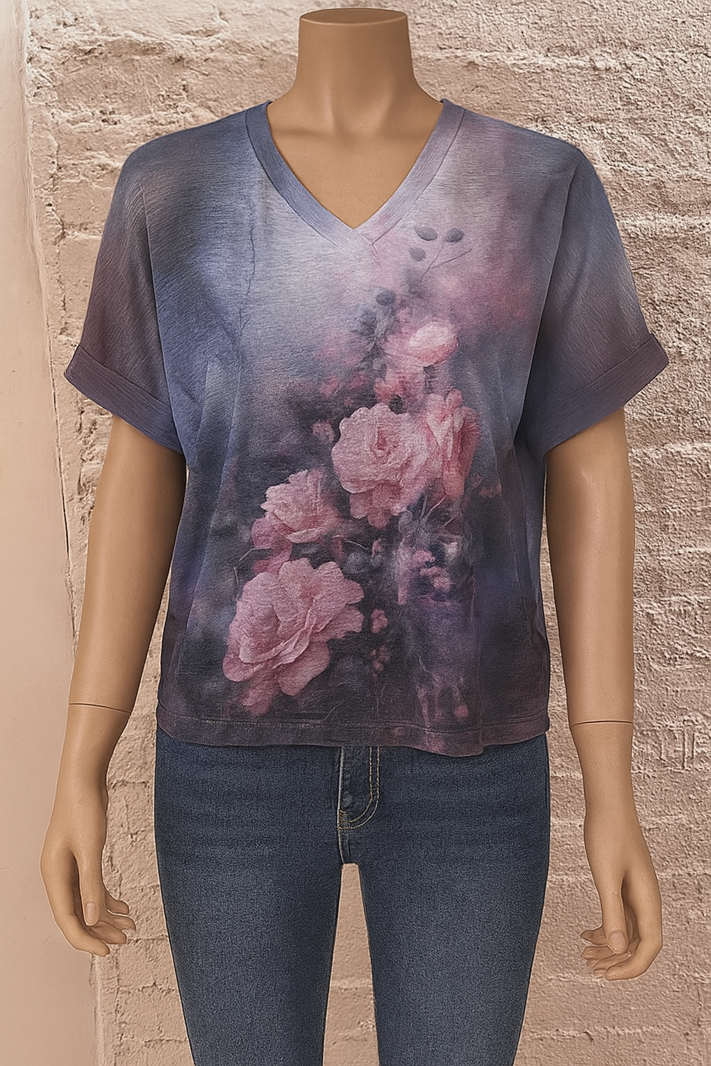 ザフィナ｜アーティスティックフローラルTシャツ